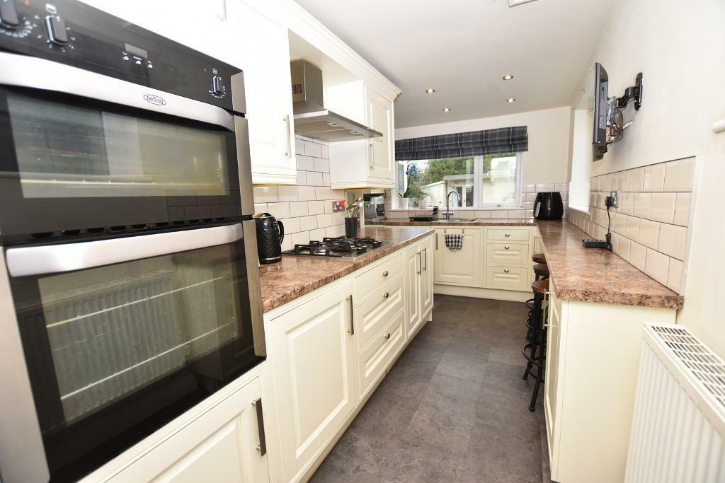 Additional property image - Slade Lane, Padiham, BB12 9AA