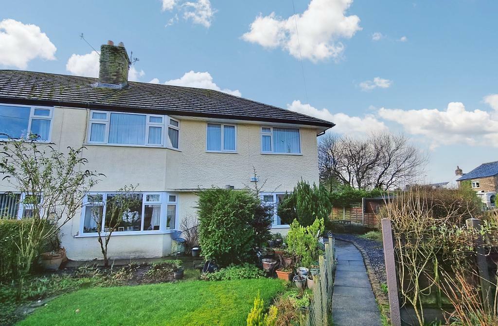 2 bedroom apartment for sale in Meadowside, Grindleton, BB7 4RR, BB7