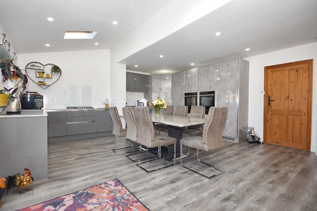 Additional property image - Mayfield Avenue, Clitheroe, Lancashire, BB7 1LB