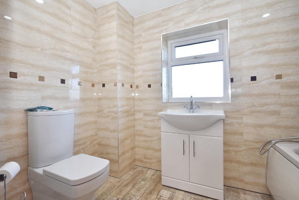 Additional property image - Mayfield Avenue, Clitheroe, Lancashire, BB7 1LB