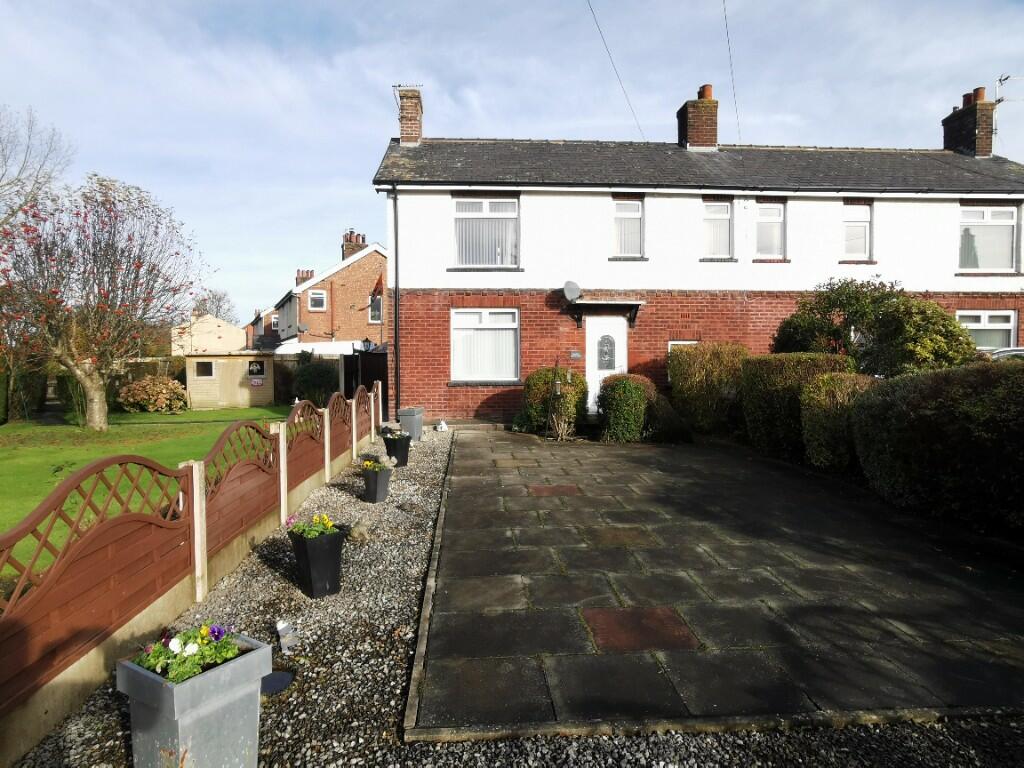 3 bedroom semidetached house for sale in Kearsley Avenue, Tarleton PR4