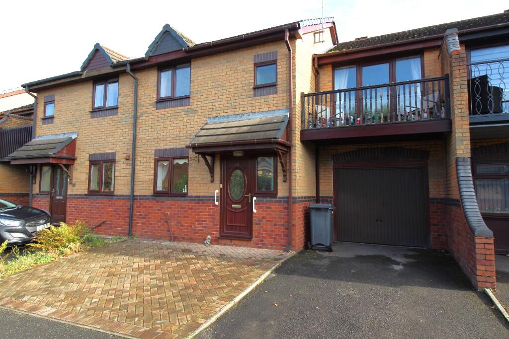 Main image of property: Kingswood Road, Leyland, Lancashire, PR25