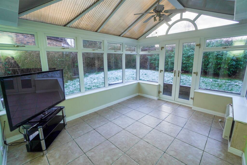Additional property image - Bellwood, Westhoughton, Bolton