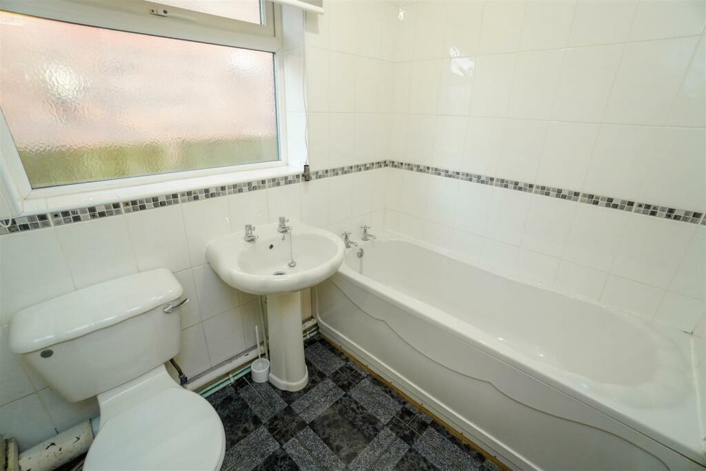 Additional property image - Bellwood, Westhoughton, Bolton
