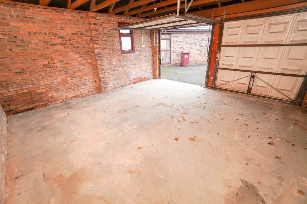 Additional property image - Bellwood, Westhoughton, Bolton