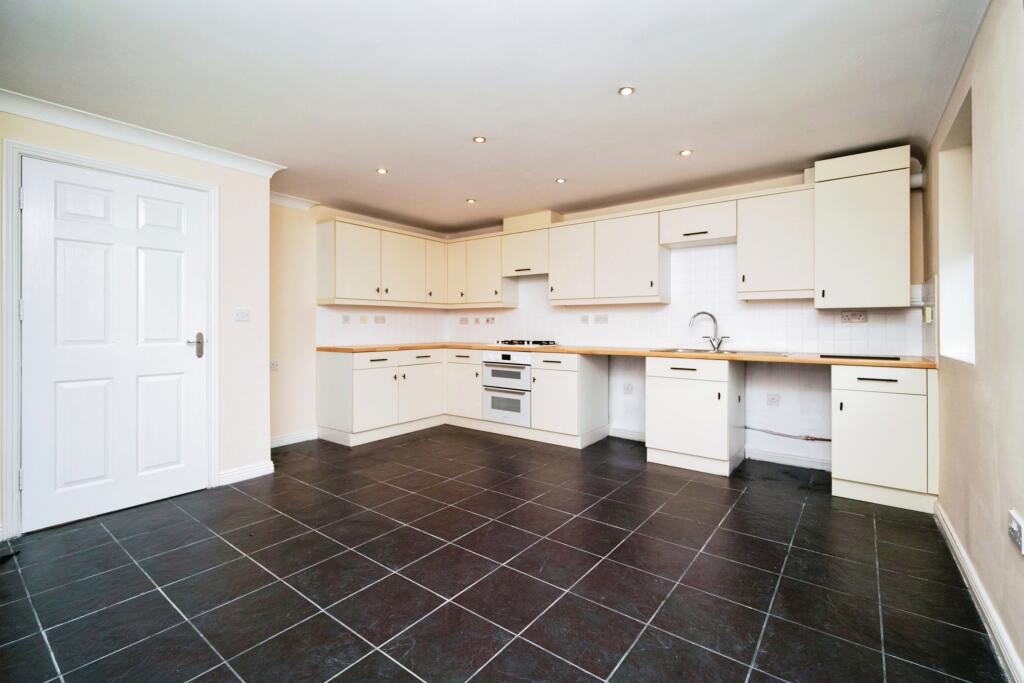 Additional property image - Torr Drive, Wirral, Merseyside, CH62