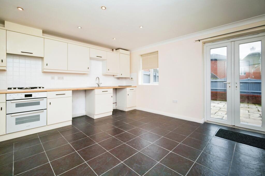 Additional property image - Torr Drive, Wirral, Merseyside, CH62