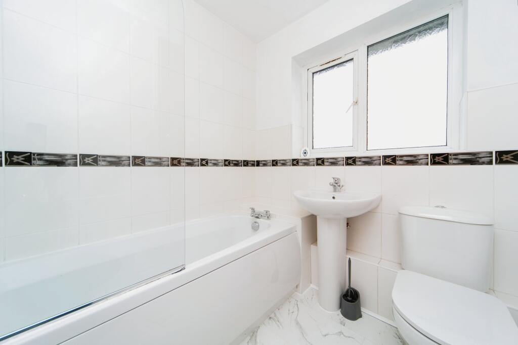 Additional property image - Portland Gate, Portbury Close, Wirral, Merseyside, CH62