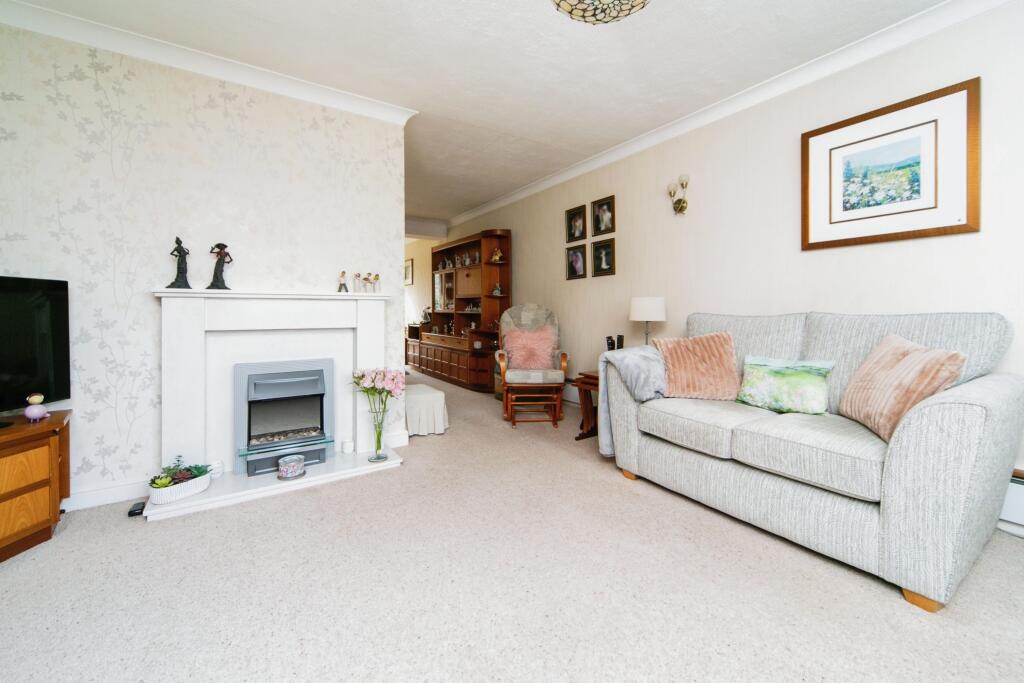 Additional property image - Marfords Avenue, Wirral, Merseyside, CH63