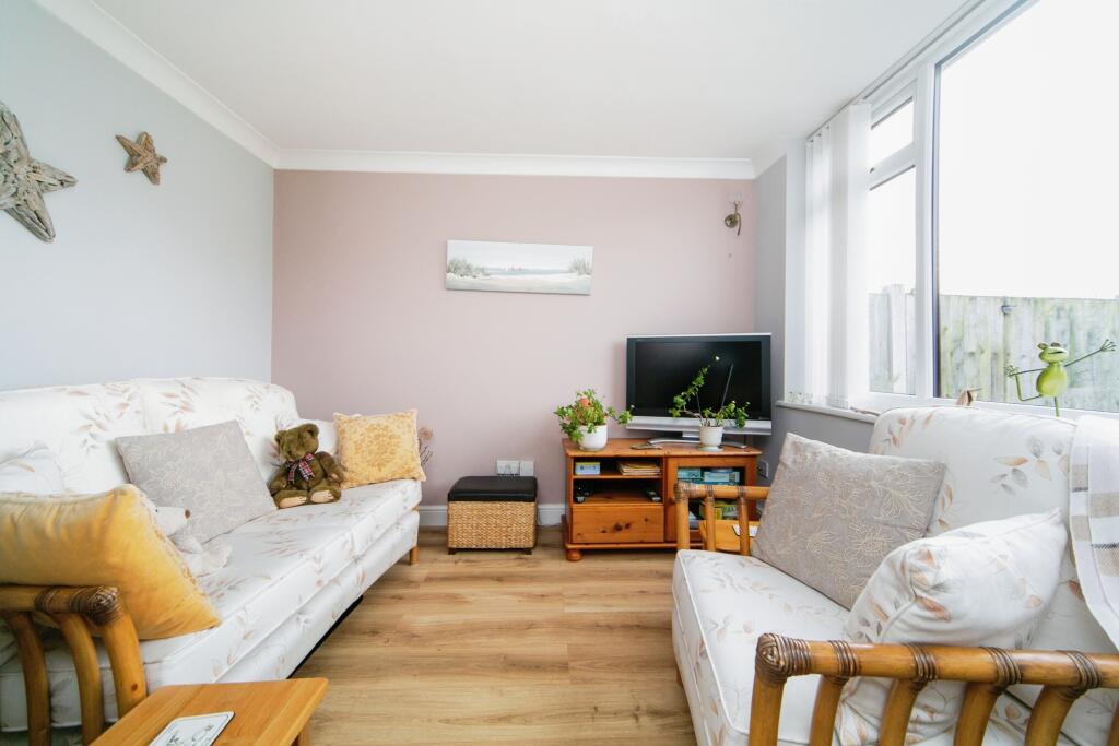 Additional property image - Marfords Avenue, Wirral, Merseyside, CH63