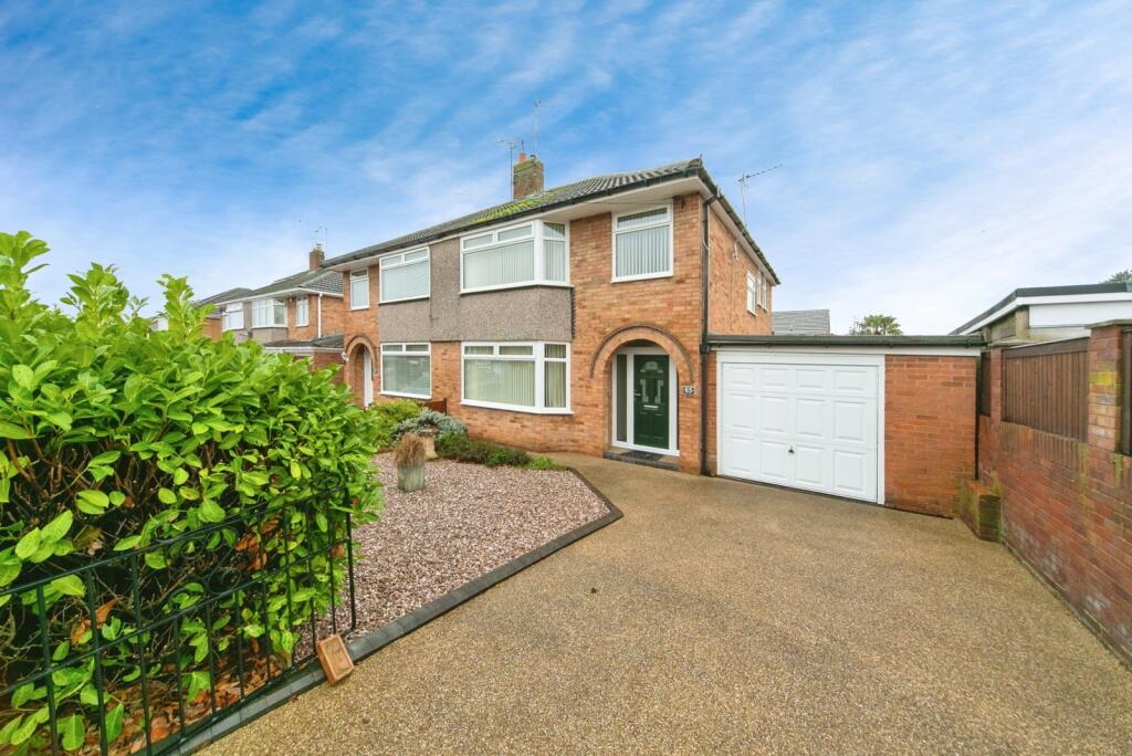 Main image of property: Gorsefield Avenue, Wirral, Merseyside, CH62