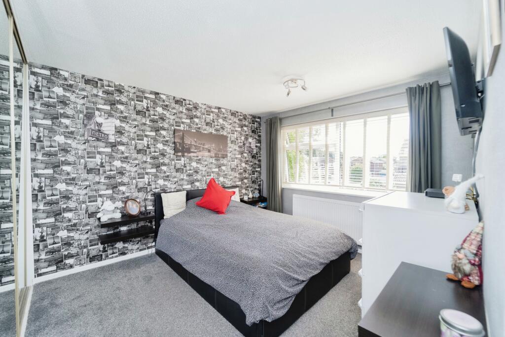 Additional property image - Bennett Close, Willaston, Cheshire, CH64