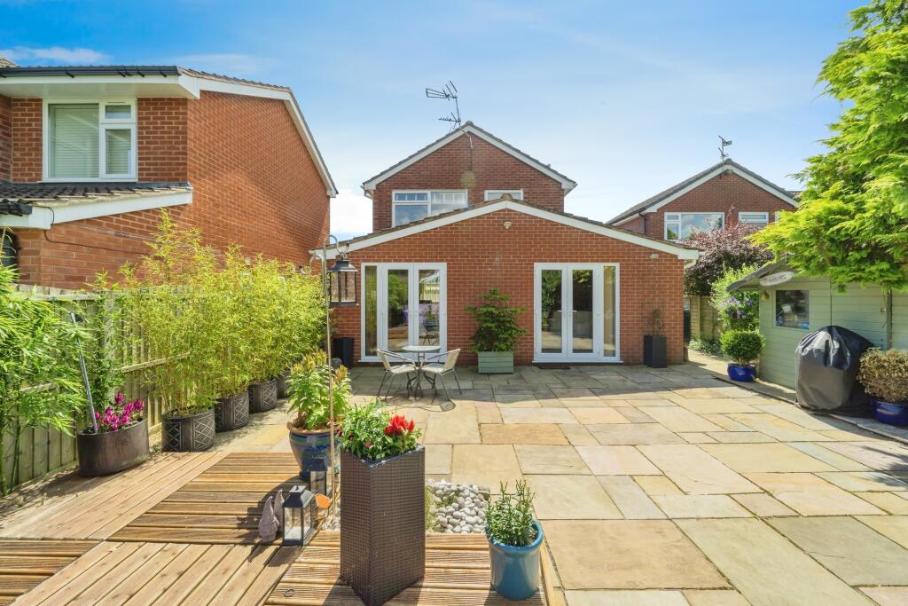 Additional property image - Bennett Close, Willaston, Cheshire, CH64