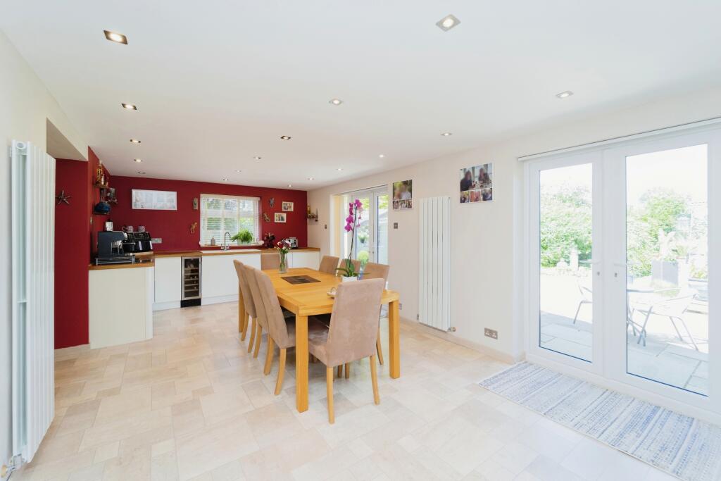 Additional property image - Bennett Close, Willaston, Cheshire, CH64