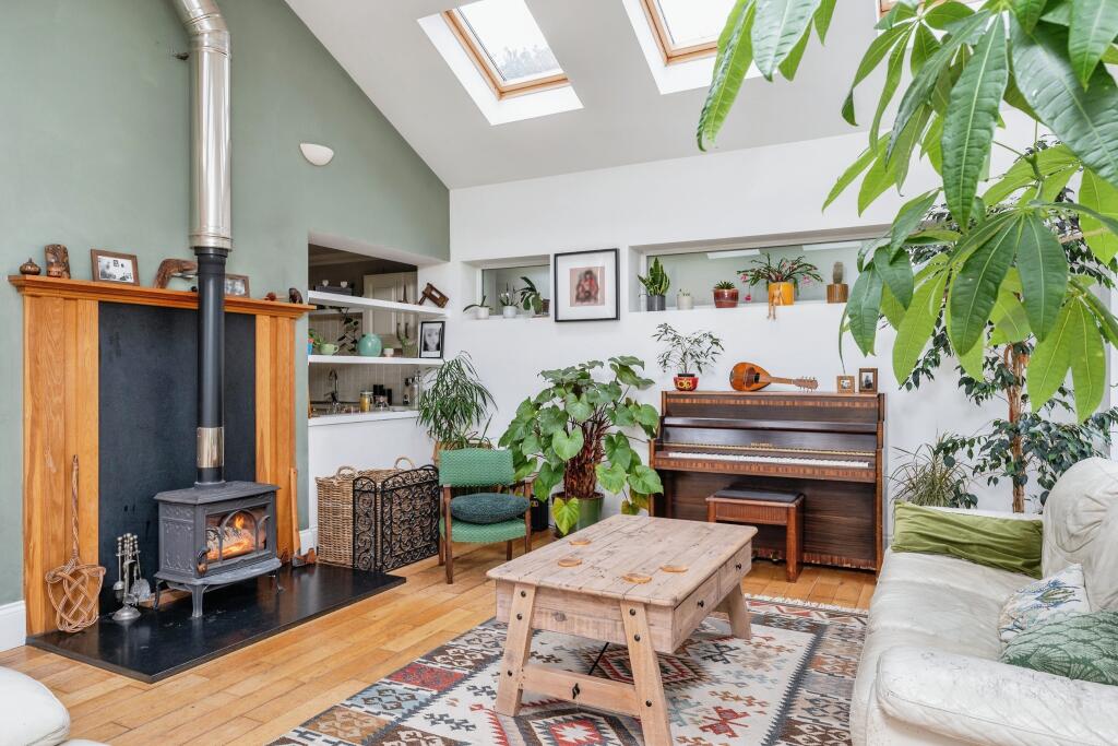 Additional property image - Woodfall Lane, Little Neston, Neston, CH64