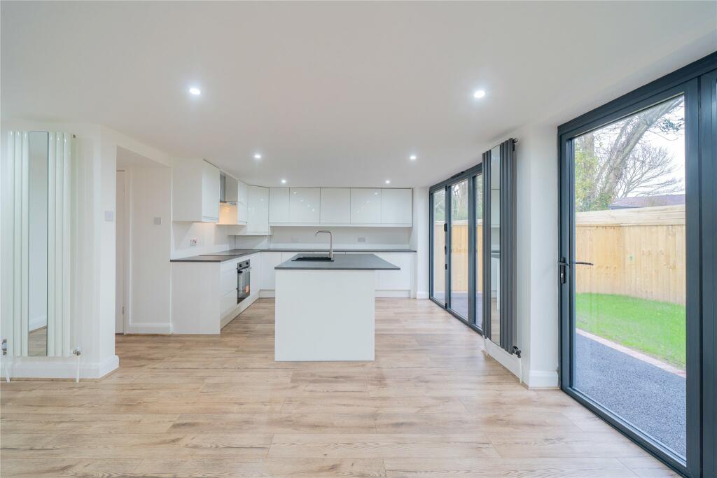 Additional property image - Hadlow Road, Willaston, Neston, Cheshire, CH64