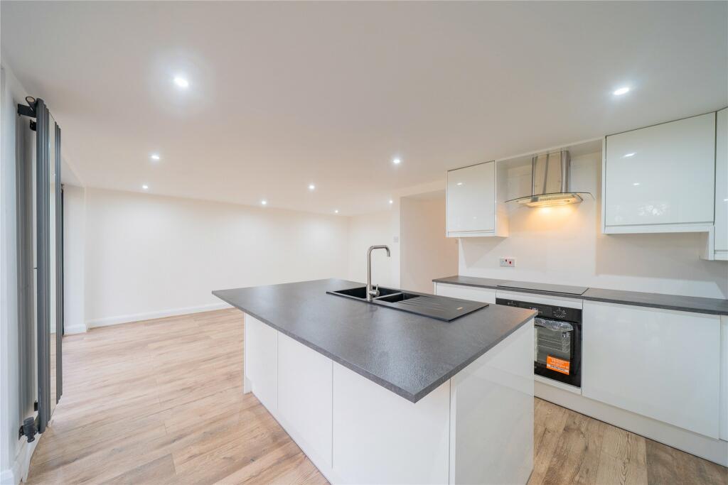 Additional property image - Hadlow Road, Willaston, Neston, Cheshire, CH64