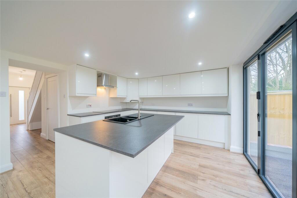 Additional property image - Hadlow Road, Willaston, Neston, Cheshire, CH64