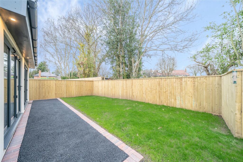 Additional property image - Hadlow Road, Willaston, Neston, Cheshire, CH64