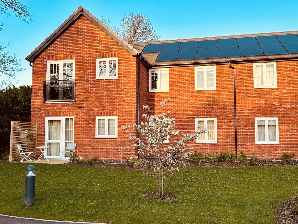 Main image of property: Hooton Road, Willaston, Neston, Cheshire, CH64