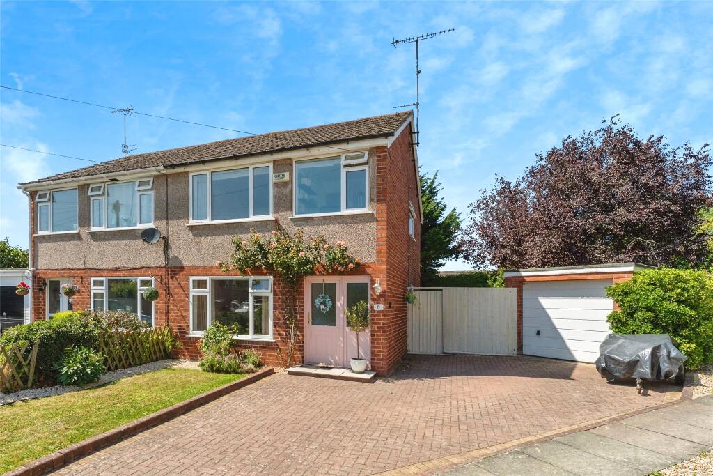 Main image of property: Carlton Close, Parkgate, Neston, Cheshire, CH64