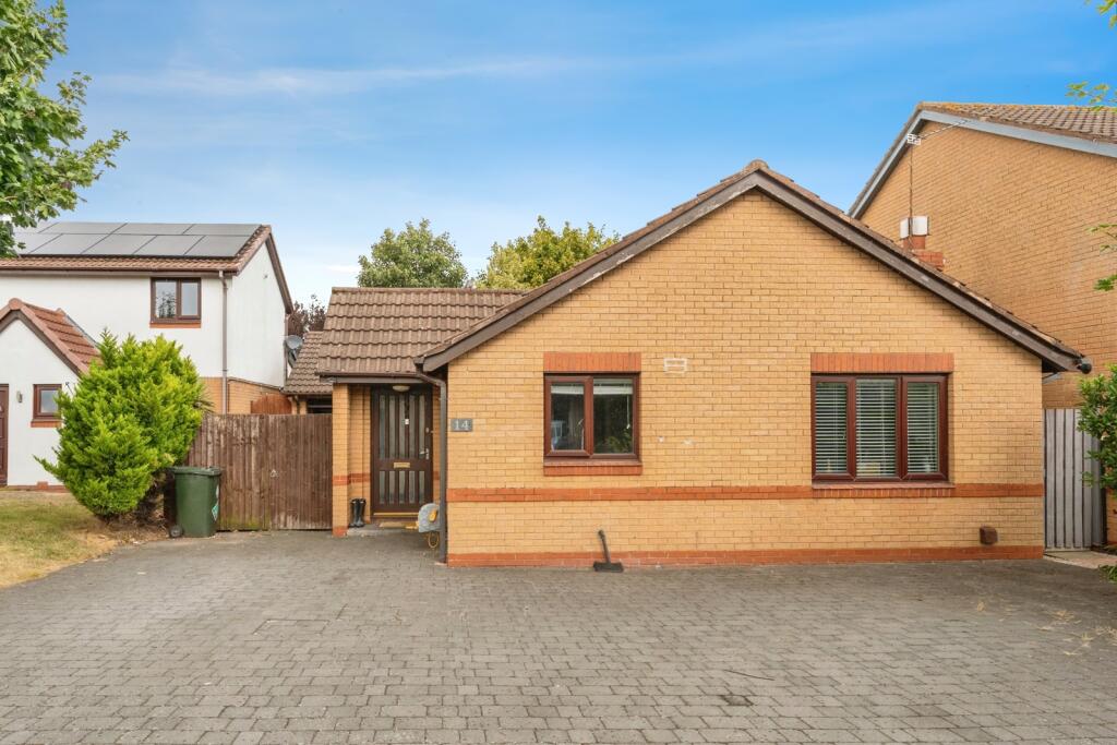 Main image of property: Sunningdale Way, Neston, Cheshire, CH64