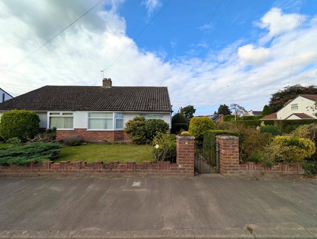 Main image of property: Wallcroft, Willaston, Neston, Cheshire, CH64