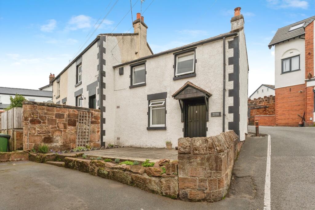 Main image of property: School Hill, Wirral, Merseyside, CH60