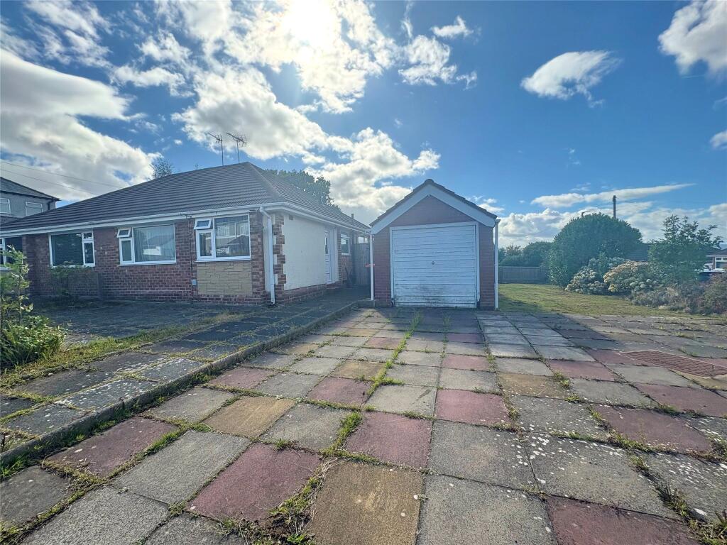 Main image of property: Bendee Avenue, Little Neston, Neston, Cheshire, CH64
