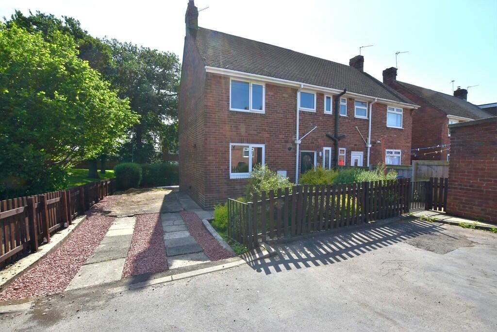 3 bedroom semidetached house for sale in Parkside, Tanfield Lea