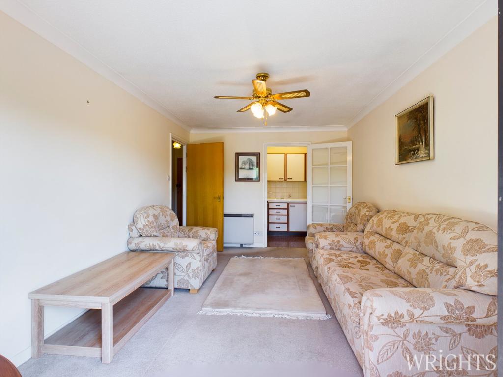 1 bedroom retirement property for sale in Roseacre Gardens, Welwyn