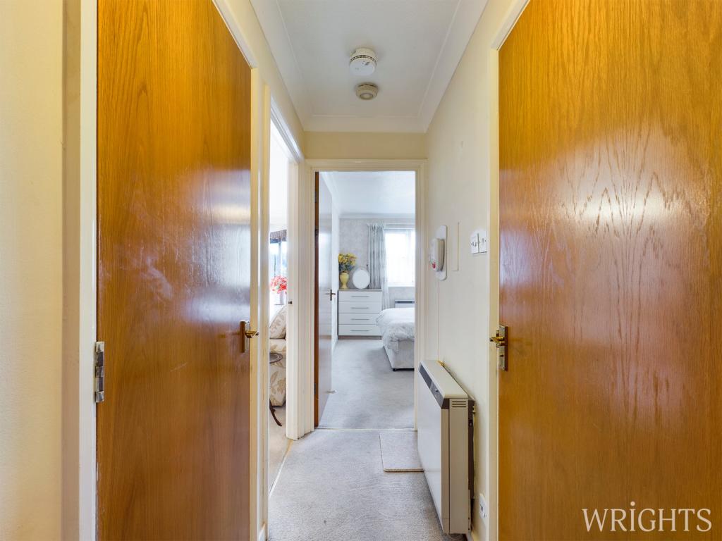 1 bedroom retirement property for sale in Roseacre Gardens, Welwyn