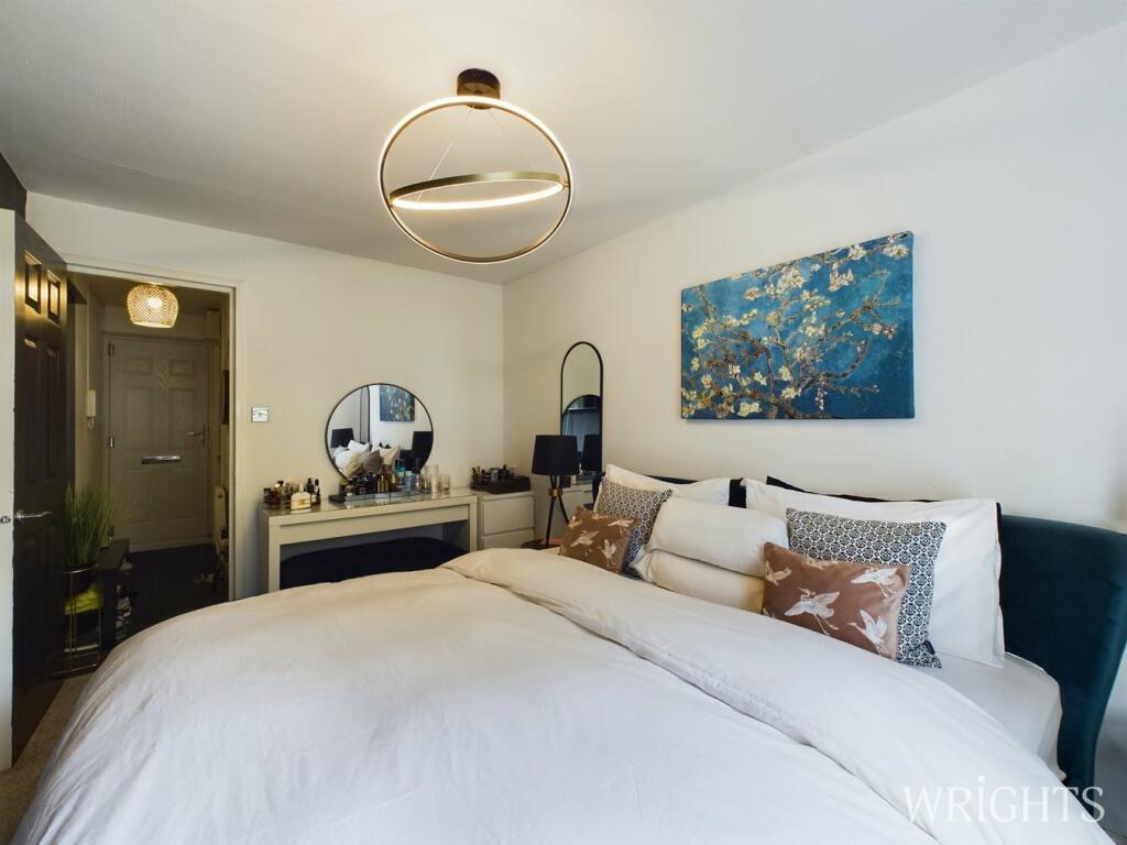 Additional property image - By the Mount, Welwyn Garden City, AL7