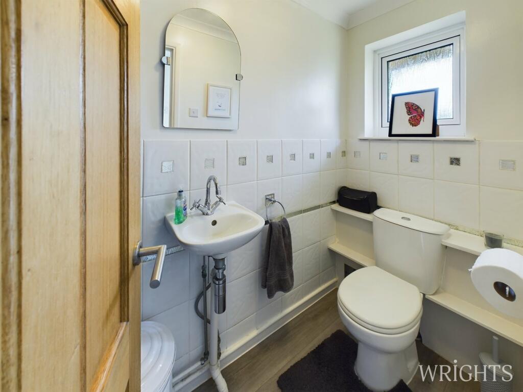 Additional property image - Godfries Close, Tewin, WELWYN, AL6
