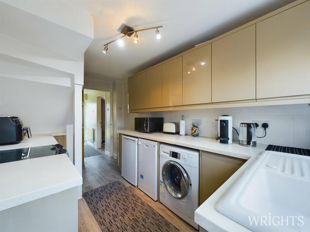 Additional property image - Godfries Close, Tewin, WELWYN, AL6