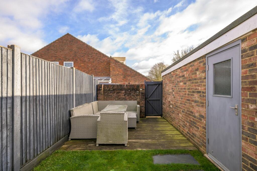 Additional property image - Godfries Close, Tewin, WELWYN, AL6