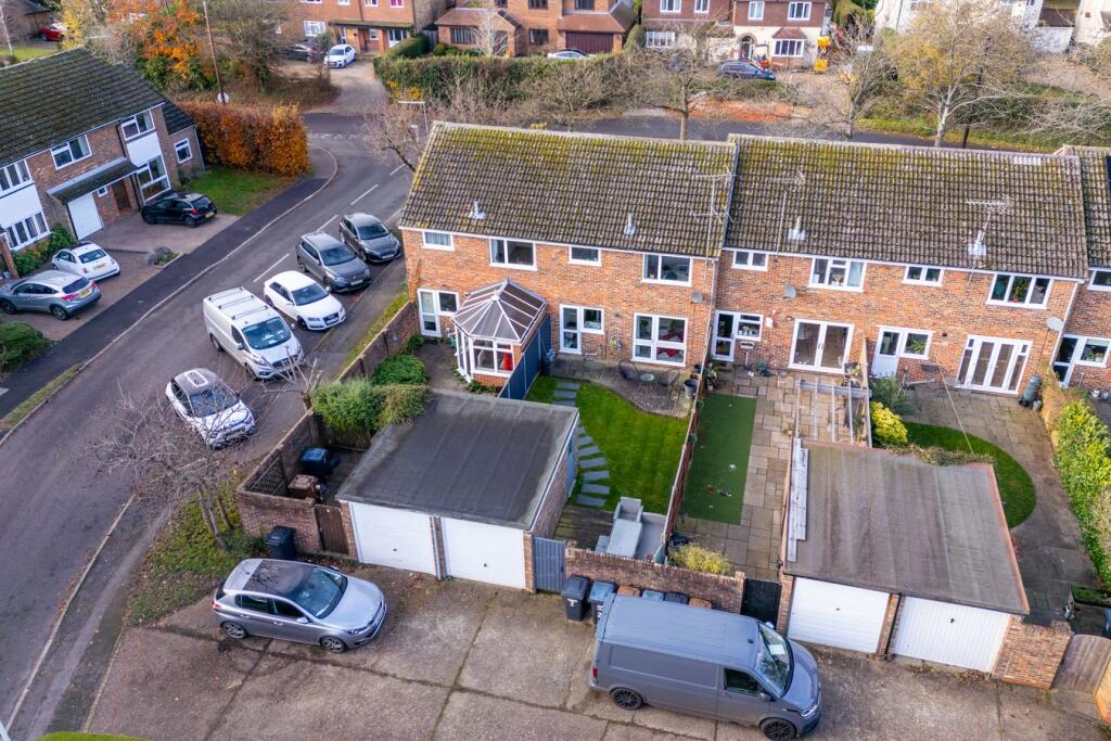 Additional property image - Godfries Close, Tewin, WELWYN, AL6