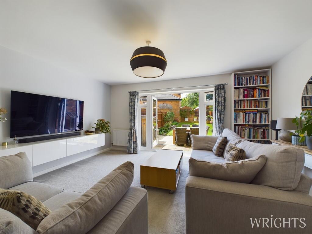 Additional property image - Queens Avenue, Welwyn Garden City, AL7