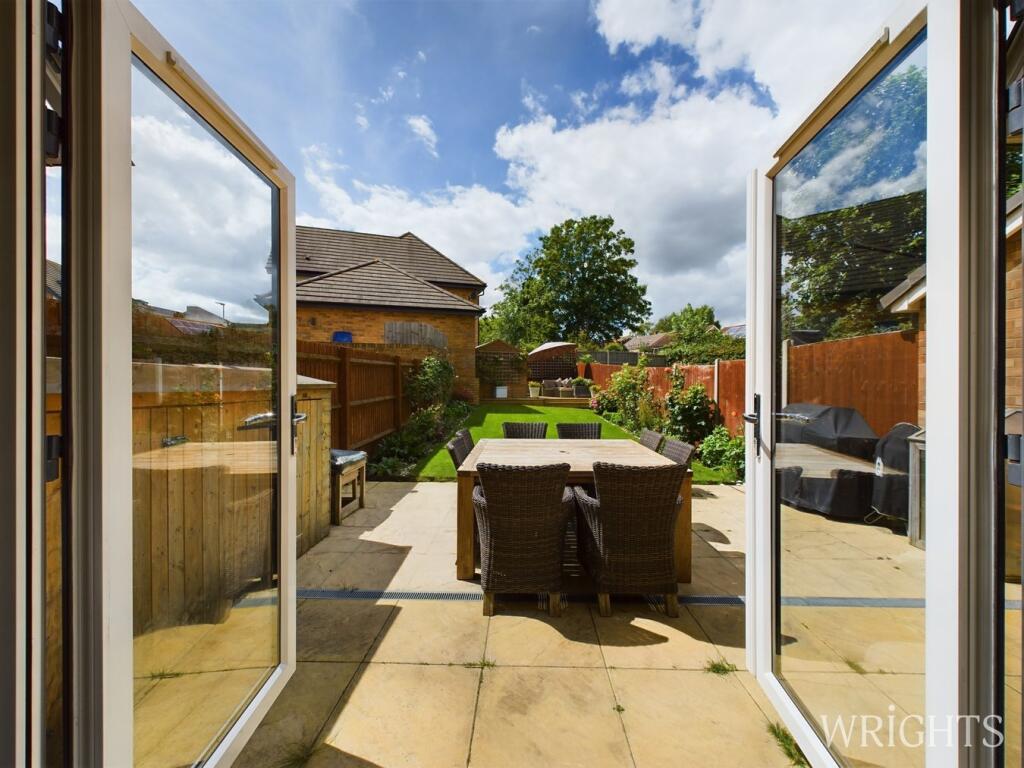 Additional property image - Queens Avenue, Welwyn Garden City, AL7