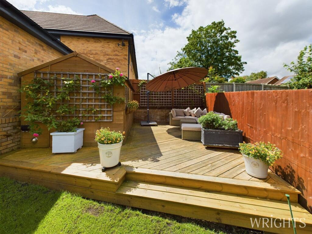 Additional property image - Queens Avenue, Welwyn Garden City, AL7