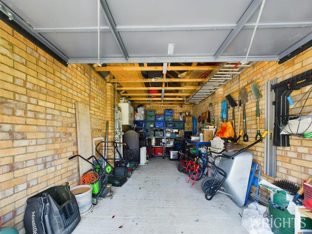 Additional property image - Queens Avenue, Welwyn Garden City, AL7