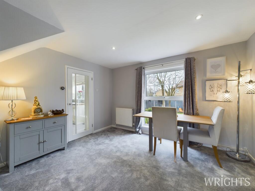 Additional property image - Beehive Lane, Welwyn Garden City, AL7
