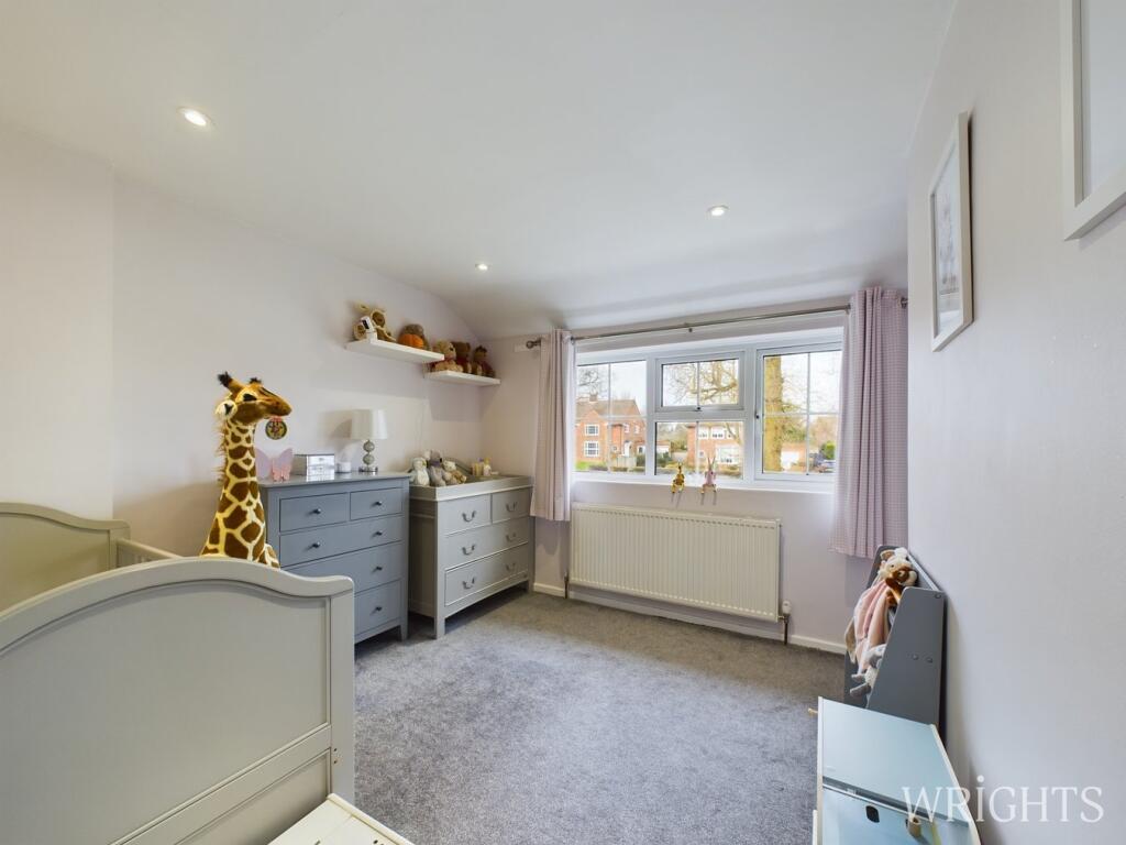 Additional property image - Beehive Lane, Welwyn Garden City, AL7