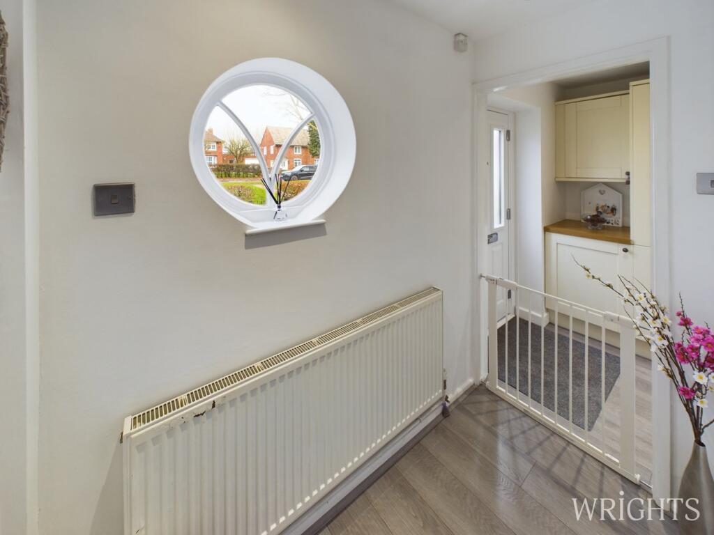 Additional property image - Beehive Lane, Welwyn Garden City, AL7