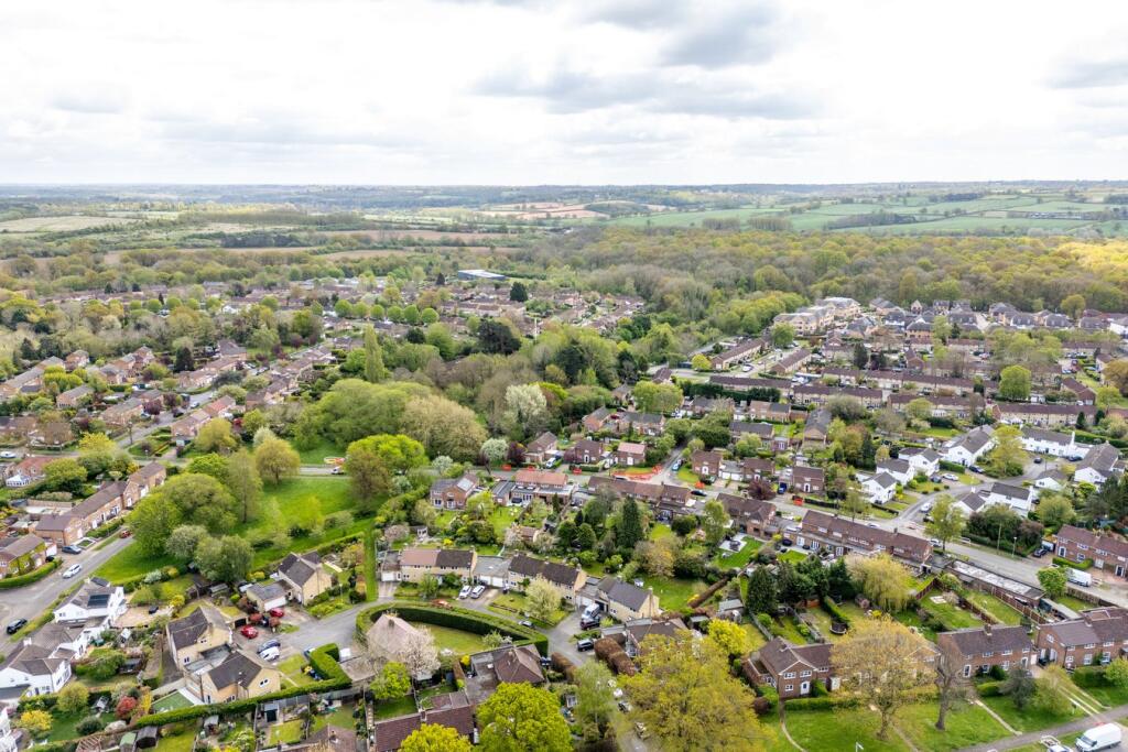 Additional property image - Beehive Lane, Welwyn Garden City, AL7