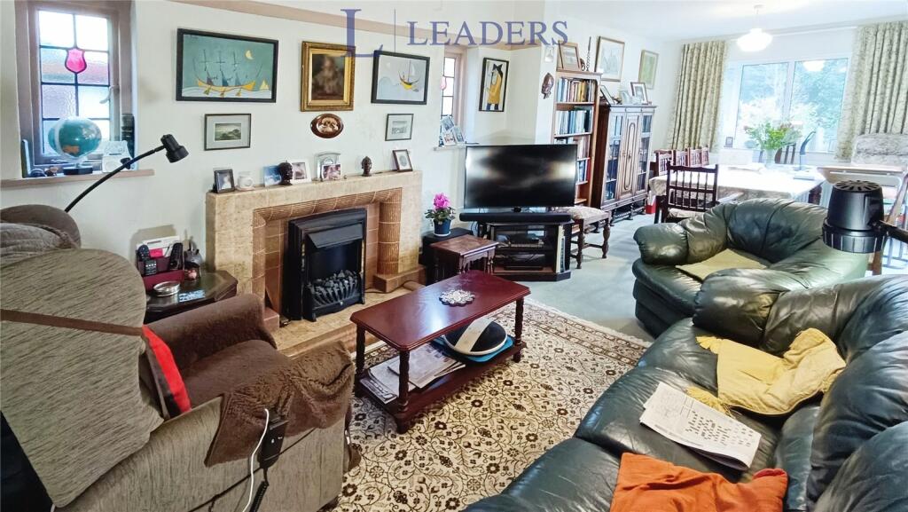 Additional property image - Alcester Road South, Birmingham, West Midlands