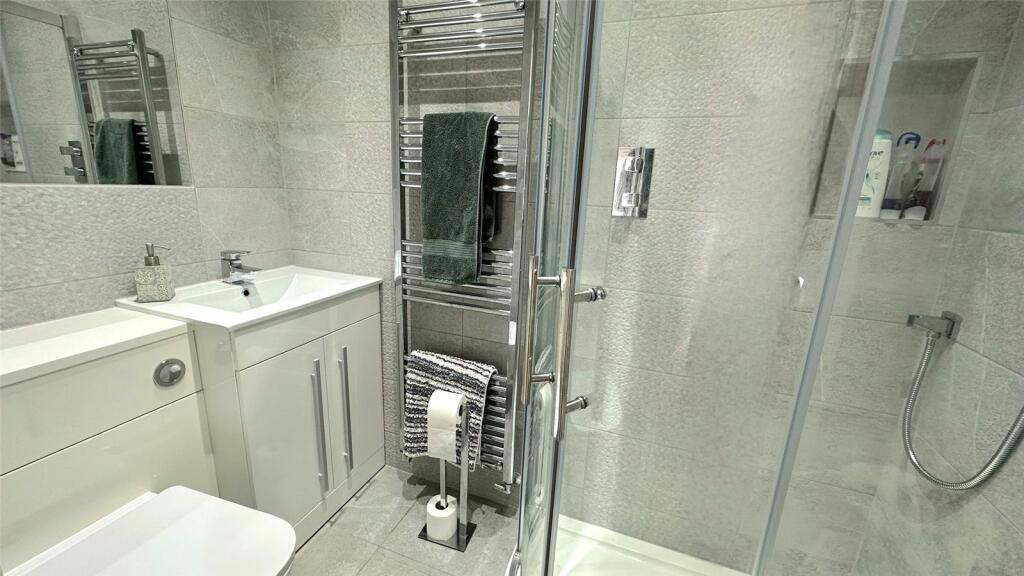 Additional property image - Jasmin Croft, Kings Heath, Birmingham