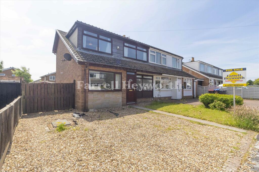 4 bedroom semidetached house for sale in Wyreside Drive, Hambleton, Poulton Le Fylde, FY6