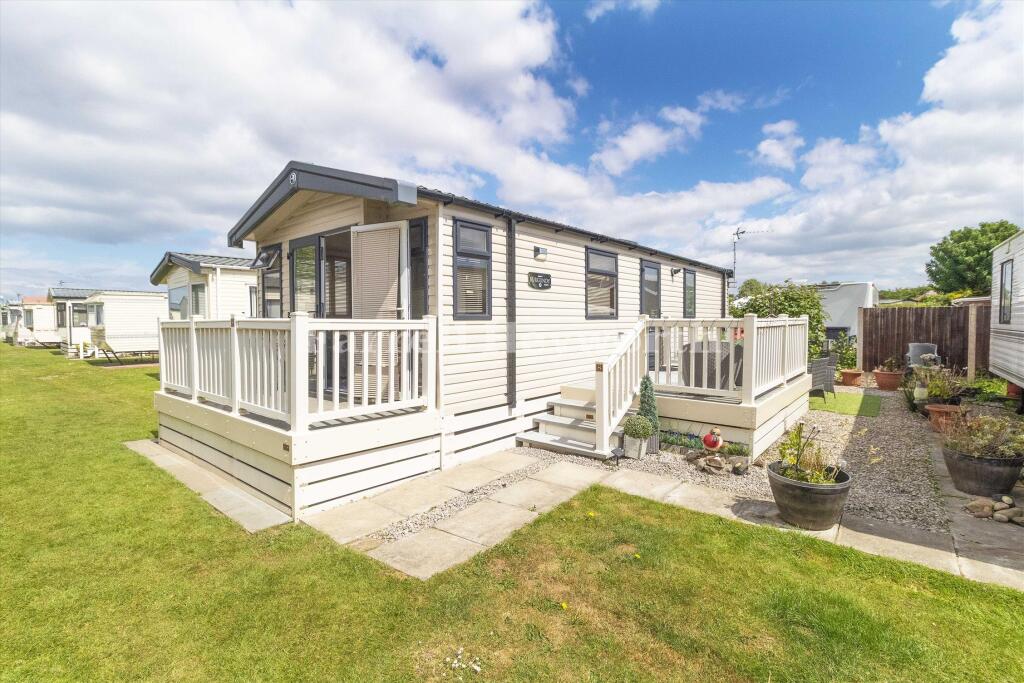 Main image of property: 63 Pilling Lane, Preesall, Poulton Le Fylde