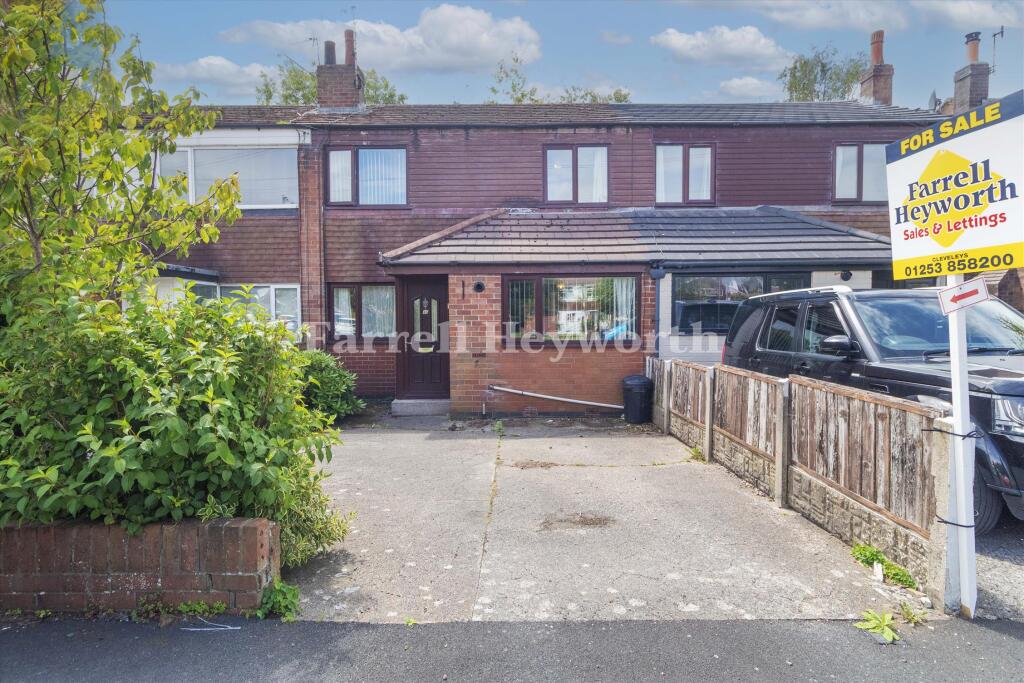 Main image of property: The Crescent, Preesall, Poulton Le Fylde